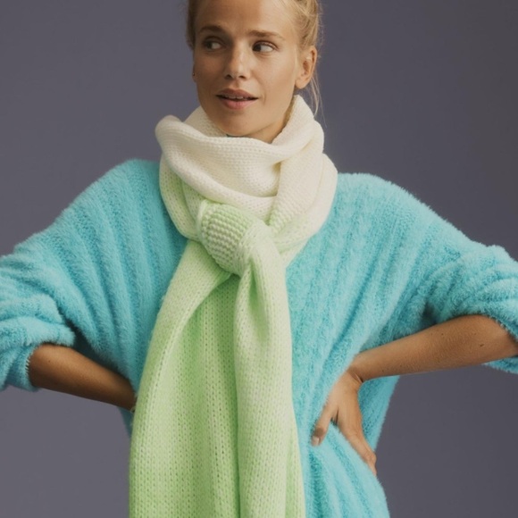 Anthropologie lightweight Cozy Knit Scarf in Cream and green new without tags - Picture 1 of 2